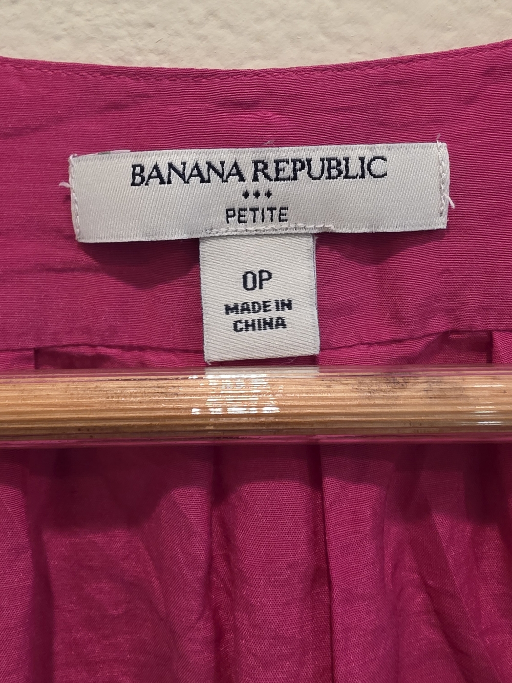 Banana Republic Silk Fuchsia wrap dress V-neck Cap-sleeve minimalist euro summer - Picture 3 of 10